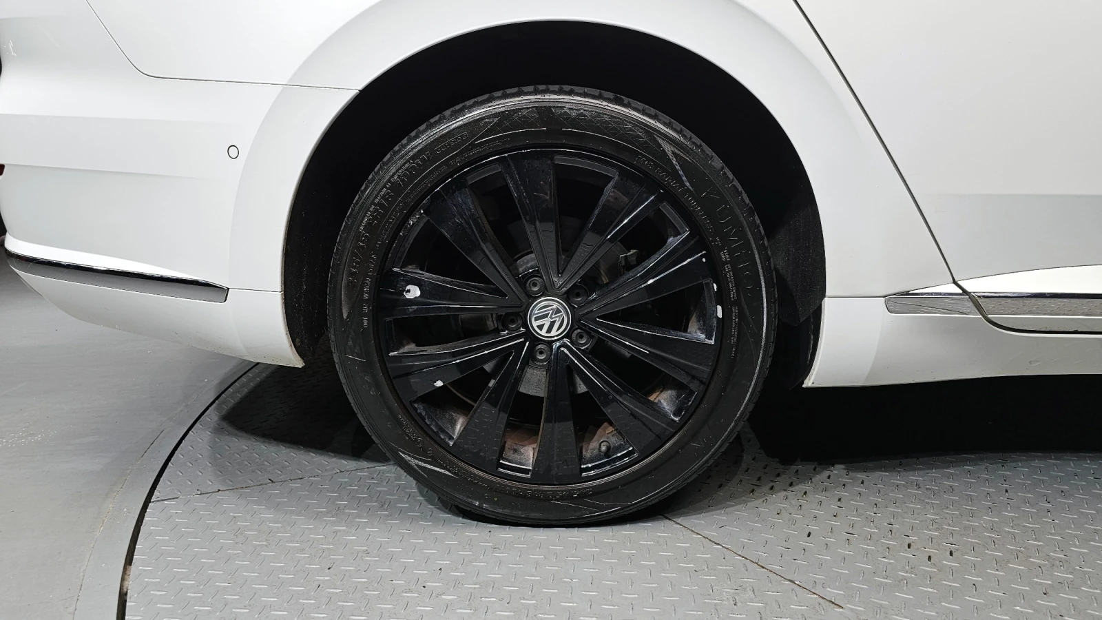 VW Arteon 2.0 TDI Premium| Distronic | Massage | Mobile.bg � ����������� 5