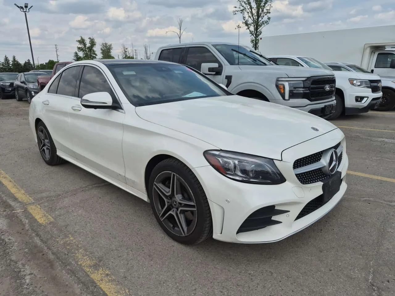 Mercedes-Benz C 300 | DISTRONIC| 360| ПАНОРАМА| CARFAX| АВТОКРЕДИТ, снимка 2 - Автомобили и джипове - 54827361