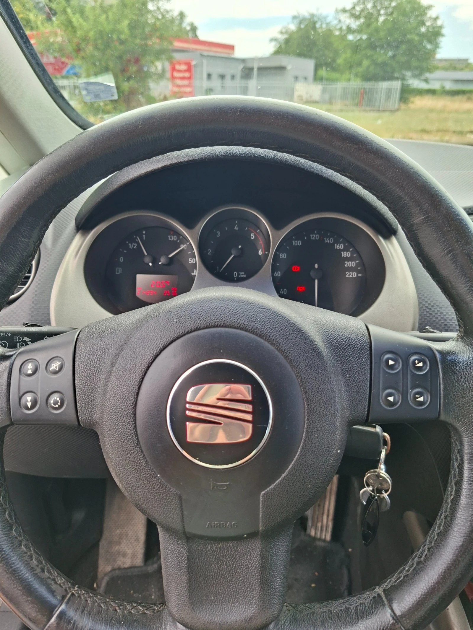 Seat Altea, снимка 8 - Автомобили и джипове - 55153471