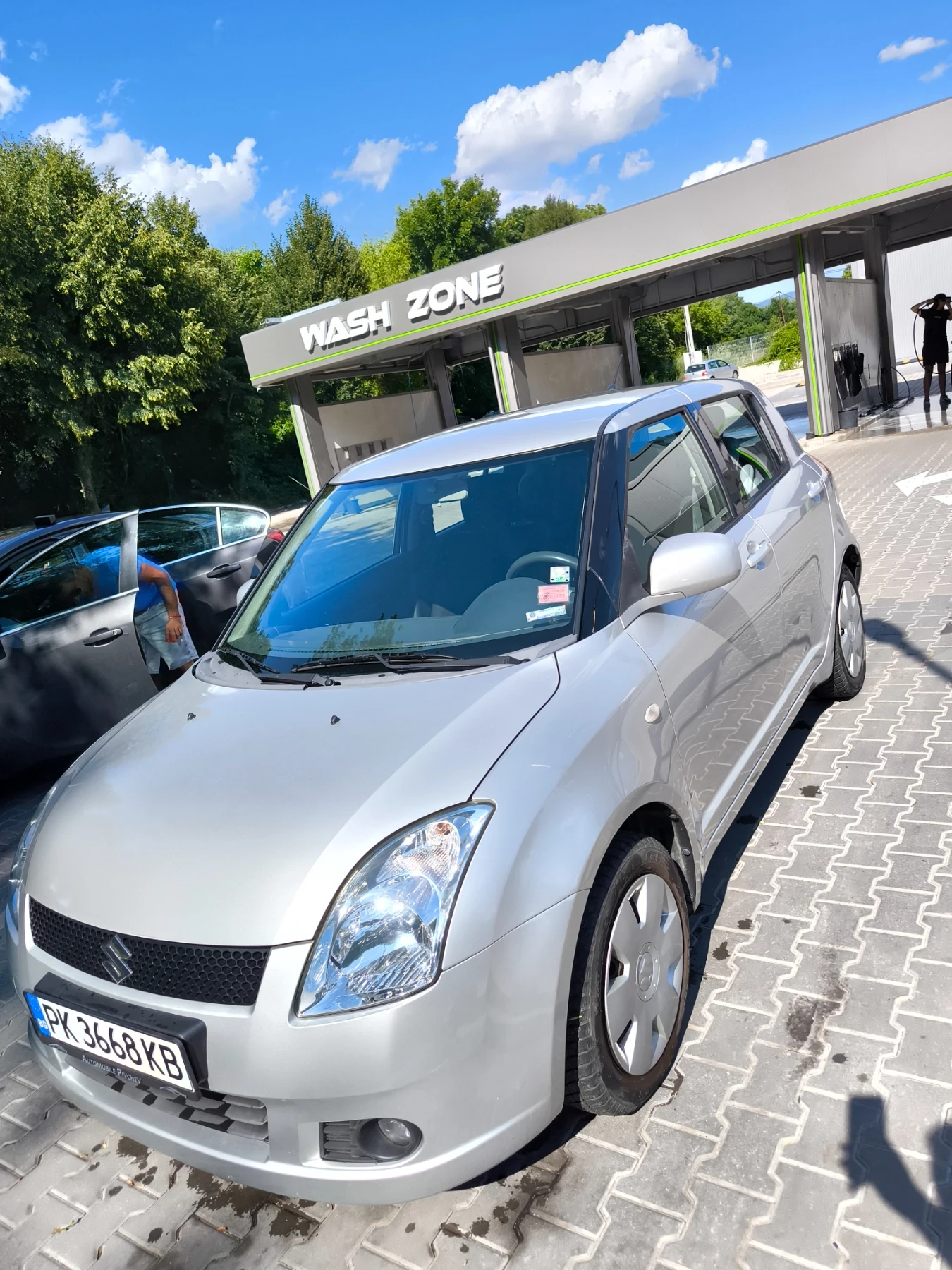 Suzuki Swift 4х4, снимка 5 - Автомобили и джипове - 55463240