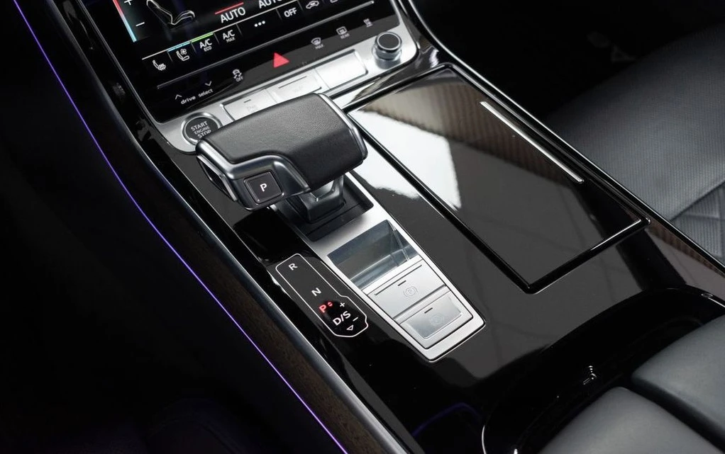 Audi A8 Long 55TFSI Quattro, снимка 9 - Автомобили и джипове - 55851567