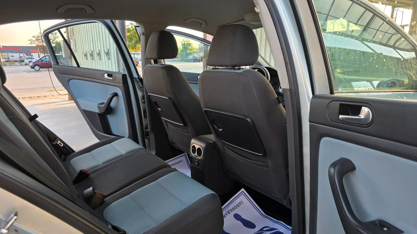VW Golf Plus 1.9tdi/105hp/CROSS, снимка 11 - Автомобили и джипове - 55896638