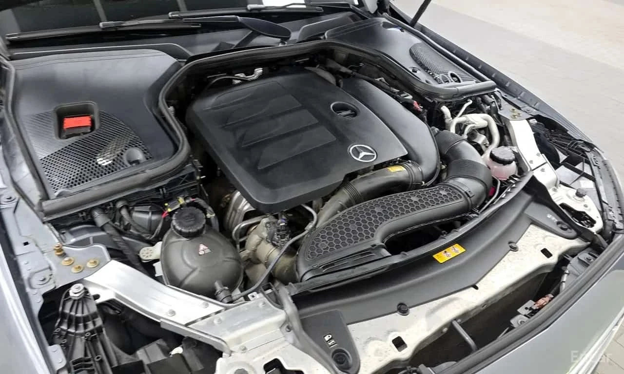 Mercedes-Benz E 350 4MATIC AMG Line/ПОДГРЕВ/ОБДУХ/ПАМЕТ/ФИНАНСИРАНЕ, снимка 6 - Автомобили и джипове - 56261357