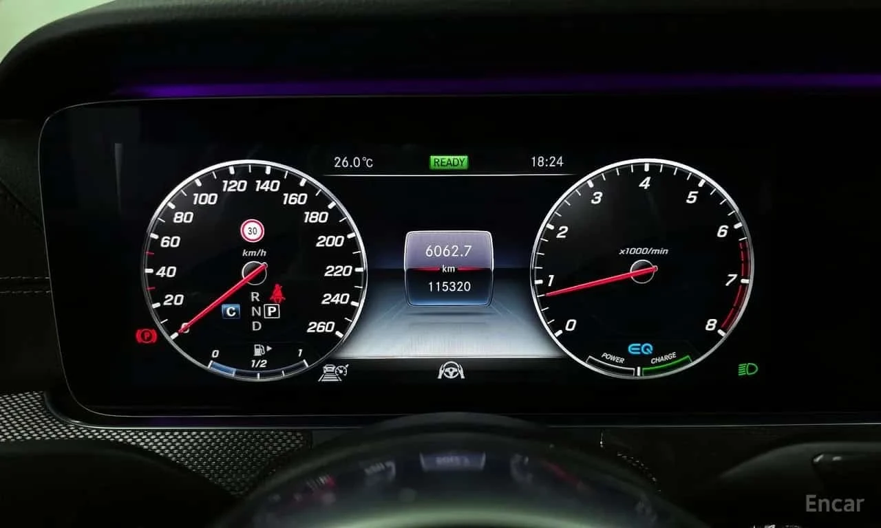 Mercedes-Benz E 350 4MATIC AMG Line/ПОДГРЕВ/ОБДУХ/ПАМЕТ/ФИНАНСИРАНЕ, снимка 8 - Автомобили и джипове - 56261357