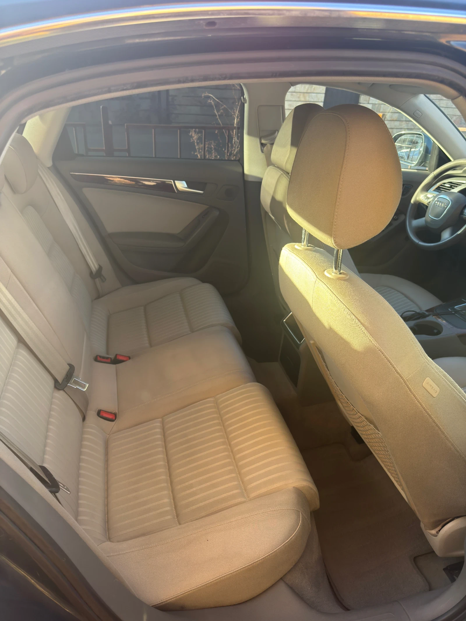 Audi A4 B8 1.8 TFSI, снимка 13 - Автомобили и джипове - 56376901