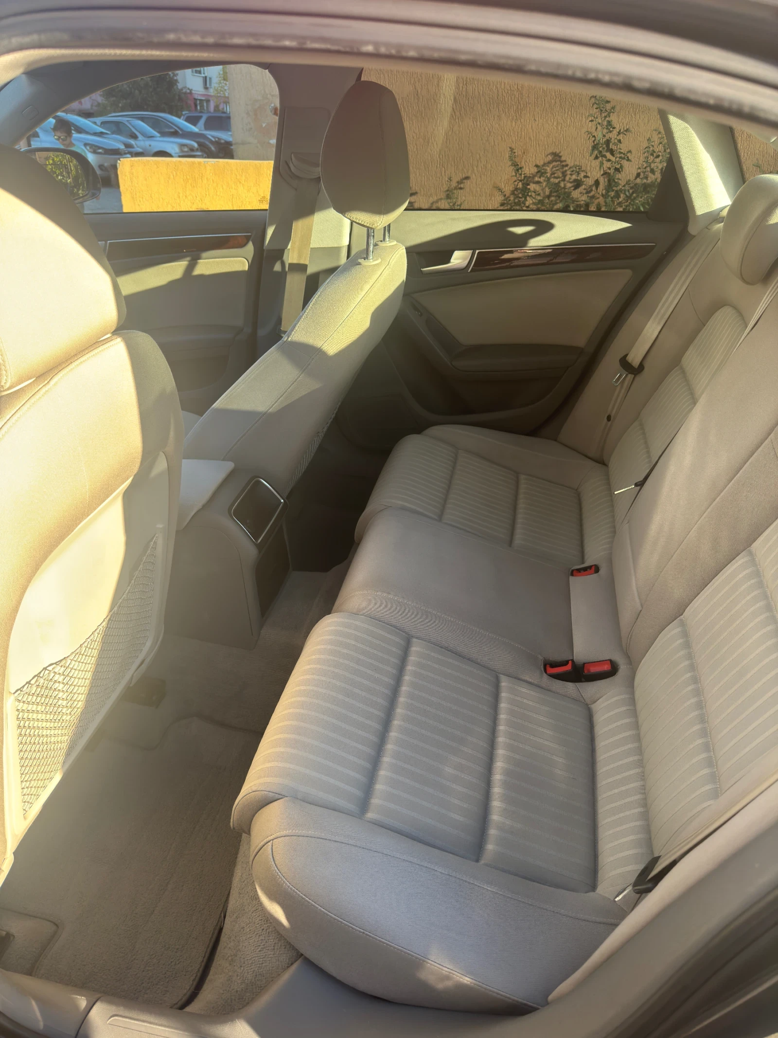 Audi A4 B8 1.8 TFSI, снимка 12 - Автомобили и джипове - 56376901