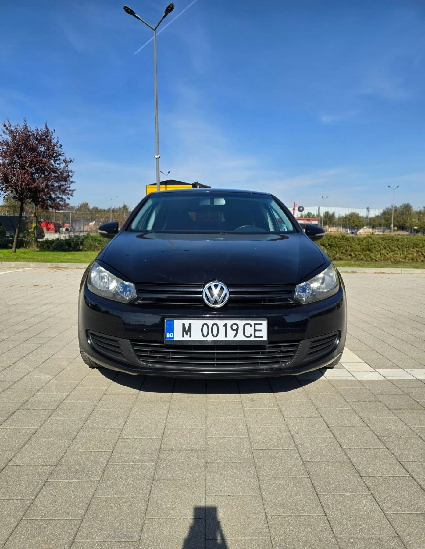 VW Golf 1.6 TDI, снимка 6 - Автомобили и джипове - 56562585