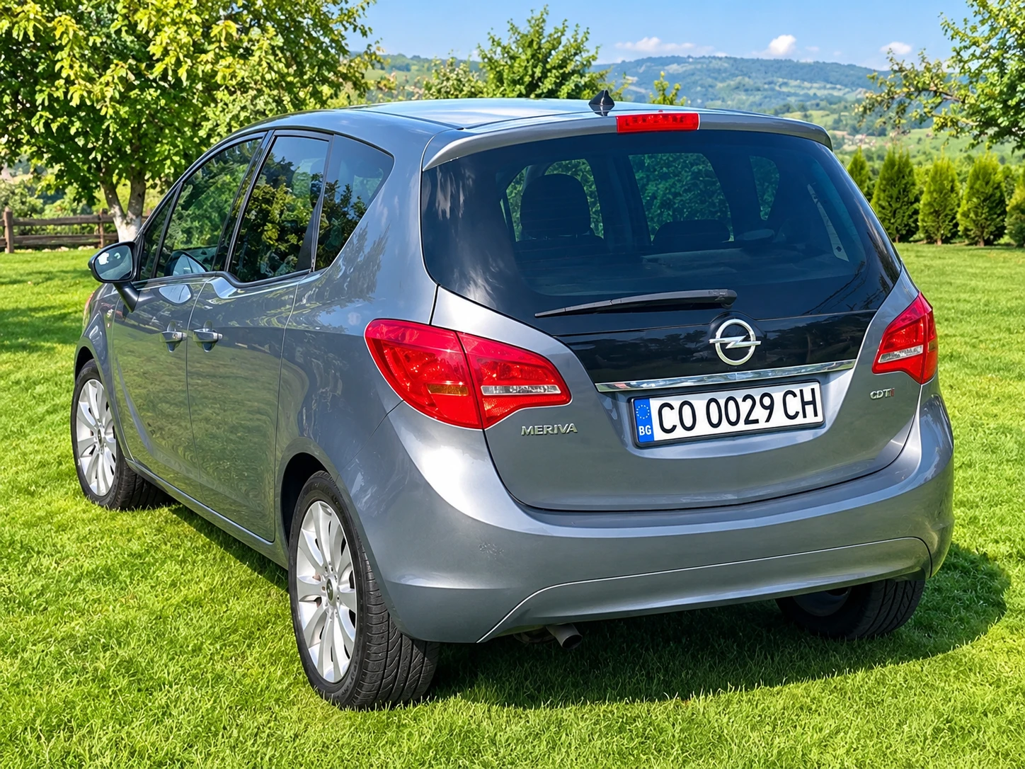 Opel Meriva, снимка 2 - Автомобили и джипове - 56615636