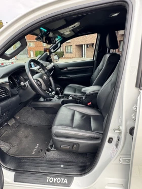 Toyota Hilux Ivincible, снимка 14