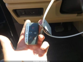 Land Rover Range Rover Evoque * ПАНО* KEYLESS* Camera* ПОДГРЕВ* , снимка 16