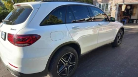 Mercedes-Benz GLC 300  * CARFAX * ОПЦИЯ ЗА ФИНАНСИРАНЕ, снимка 3