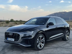     Audi Q8 S line