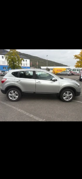 Обява за продажба на Nissan Qashqai 4X4 ~14 300 лв. - изображение 2 | Auto.bg Обява за продажба на Nissan Qashqai 4X4 ~14 300 лв. - изображение 2