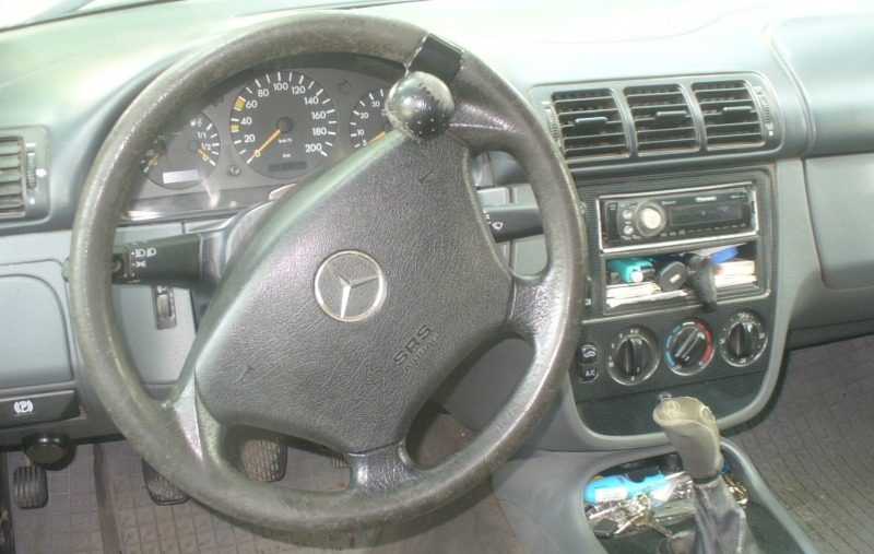 Mercedes-Benz ML 230 БЕНЗИН и ГАЗ/LPG, снимка 5 - Автомобили и джипове - 46144359