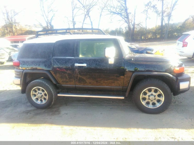 Toyota Fj cruiser 2013 TOYOTA FJ CRUISER Крайна цена 29500лвдо София, снимка 4 - Автомобили и джипове - 48516463