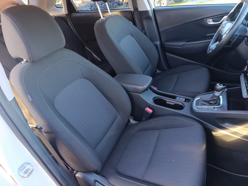 Hyundai Kona 1.6 Hybrid, снимка 12 - Автомобили и джипове - 52934814