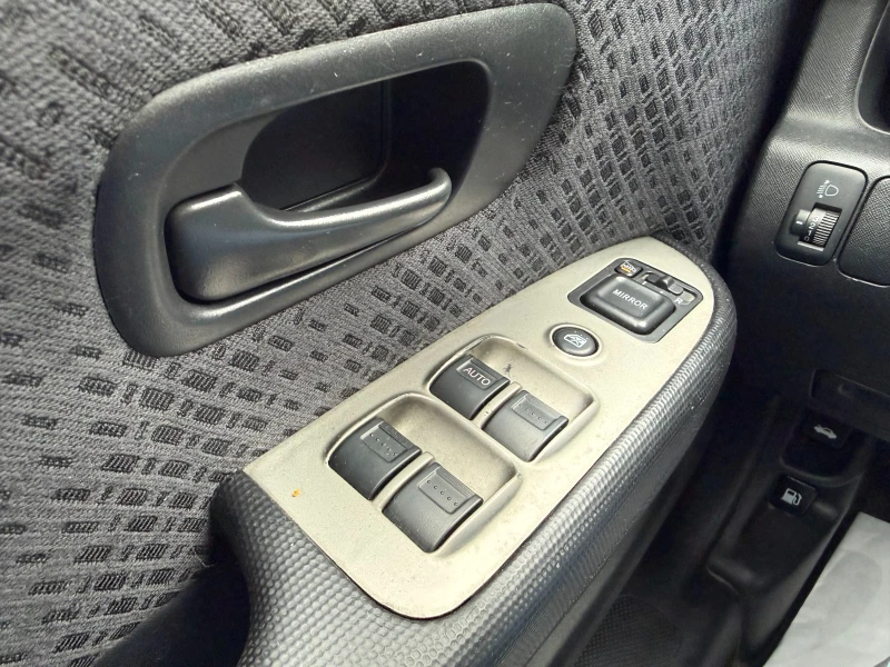 Honda Cr-v 2.0i 150 к.с./Автоматик , снимка 13 - Автомобили и джипове - 52989771