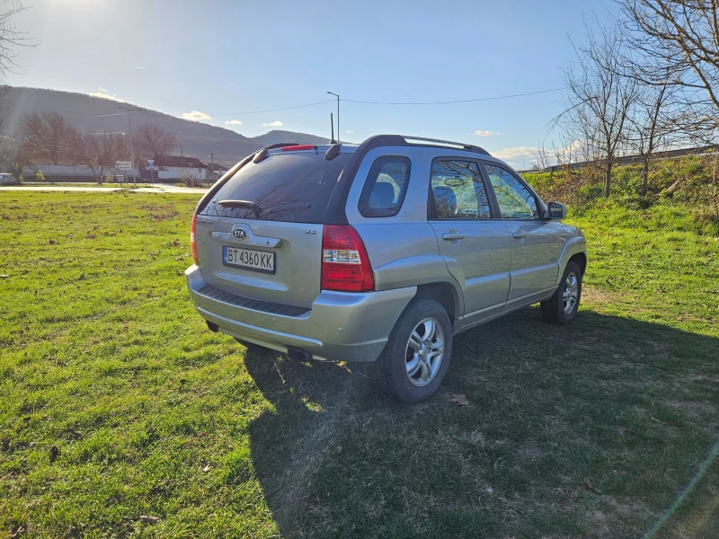 Kia Sportage 2, 0 CRDI 4x4, снимка 4 - Автомобили и джипове - 53106318