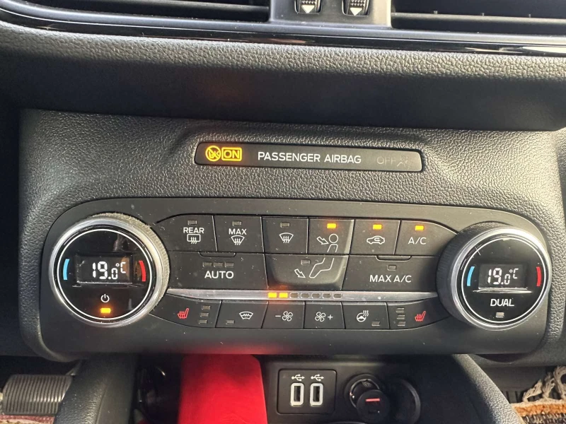 Ford Kuga ST line X , снимка 11 - Автомобили и джипове - 53243869