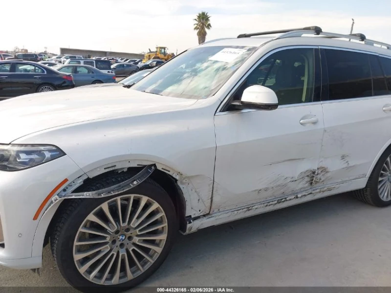 BMW X7 xDrive40I, снимка 6 - Автомобили и джипове - 53465351