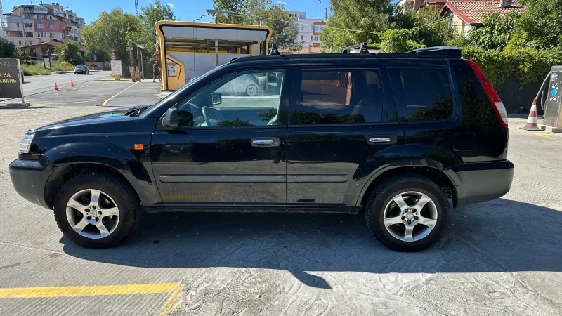 Nissan X-trail 2.0 бензин, снимка 3 - Автомобили и джипове - 54208865
