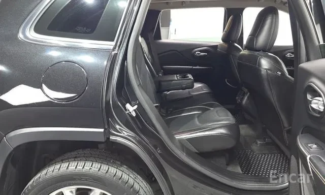 Jeep Cherokee AWD* LIMITED* 100к км* ОБДУХ* ПОДГРЕВ* ПАНО* м.Точ, снимка 11 - Автомобили и джипове - 56318944