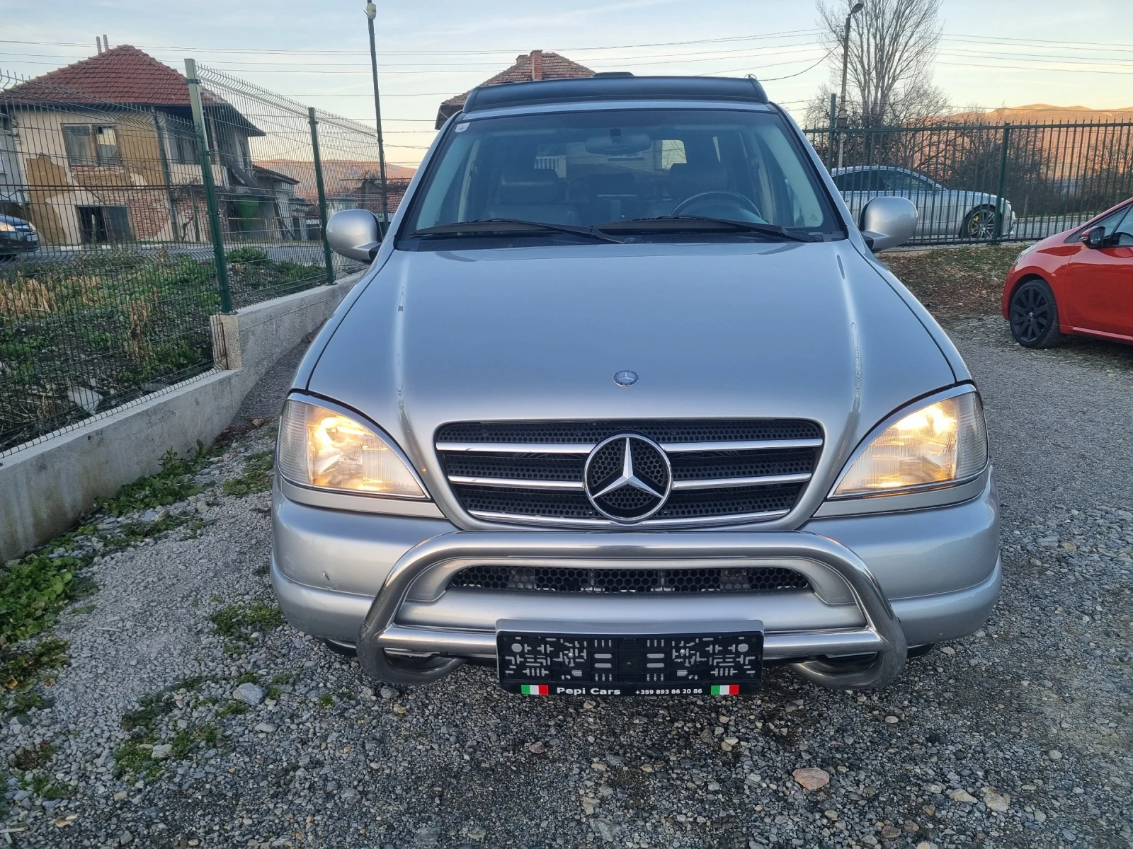 Mercedes-Benz ML 430 4.3i  - изображение 2