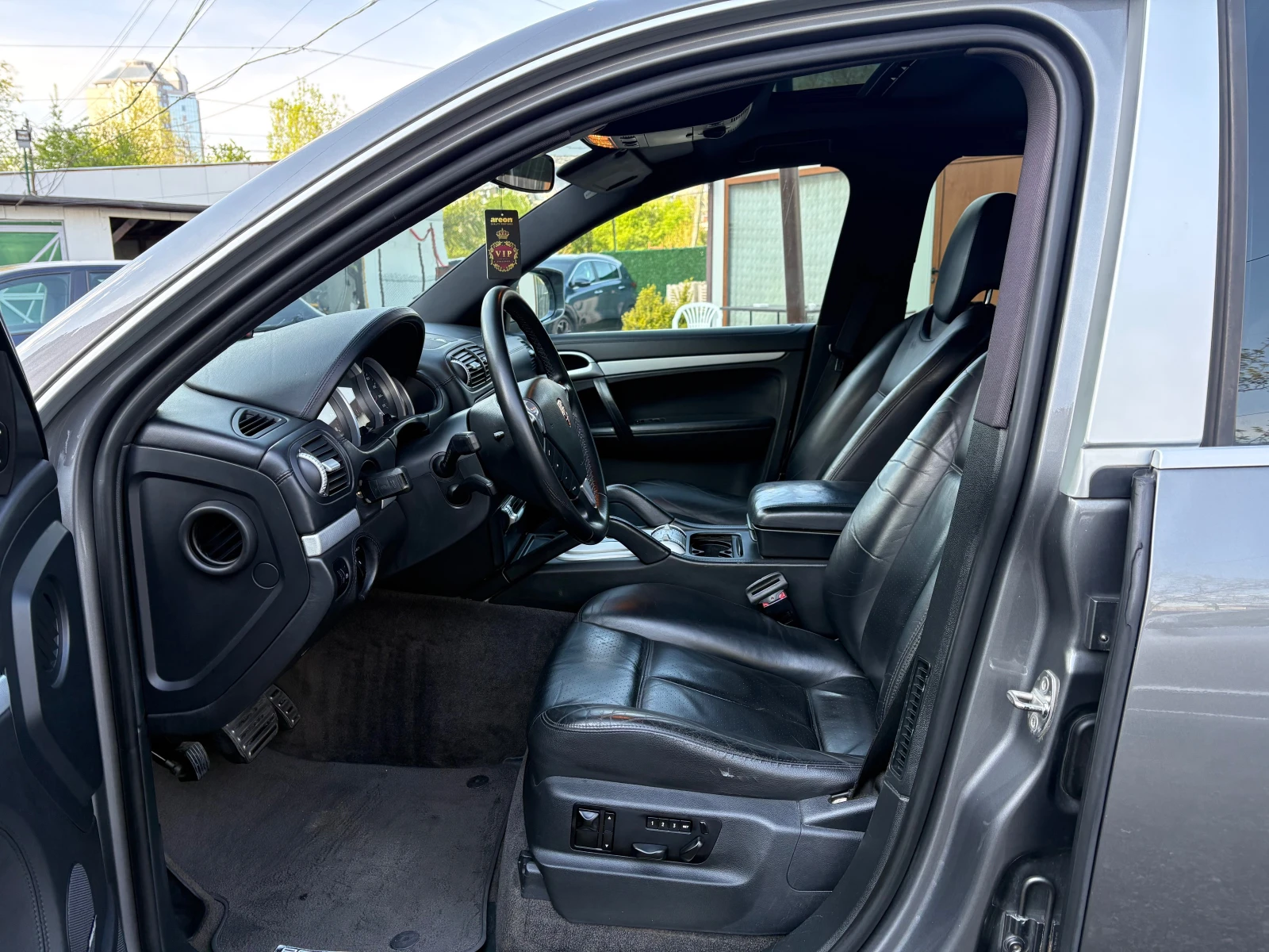 Porsche Cayenne 4.8I= 385HP= ПОДГРЯВАНЕ= BOSE= TOP= НАВИГАЦИЯ=  - изображение 9