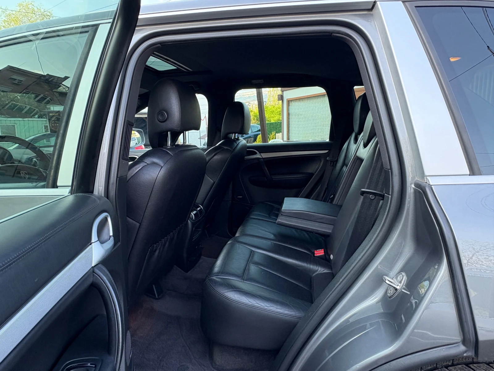 Porsche Cayenne 4.8I= 385HP= ПОДГРЯВАНЕ= BOSE= TOP= НАВИГАЦИЯ=  - изображение 10