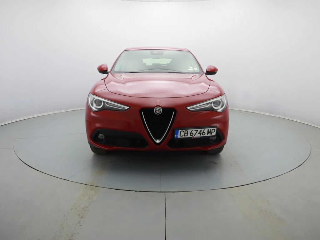 Alfa Romeo Stelvio  - изображение 2
