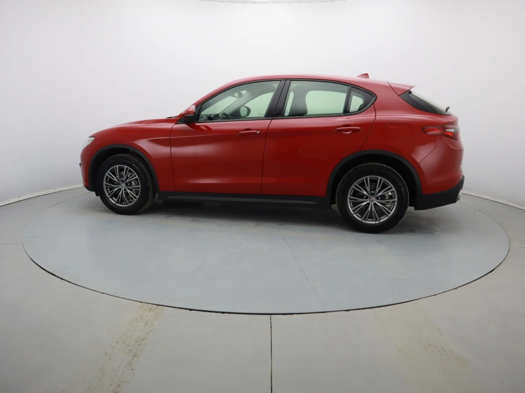 Alfa Romeo Stelvio  - изображение 7