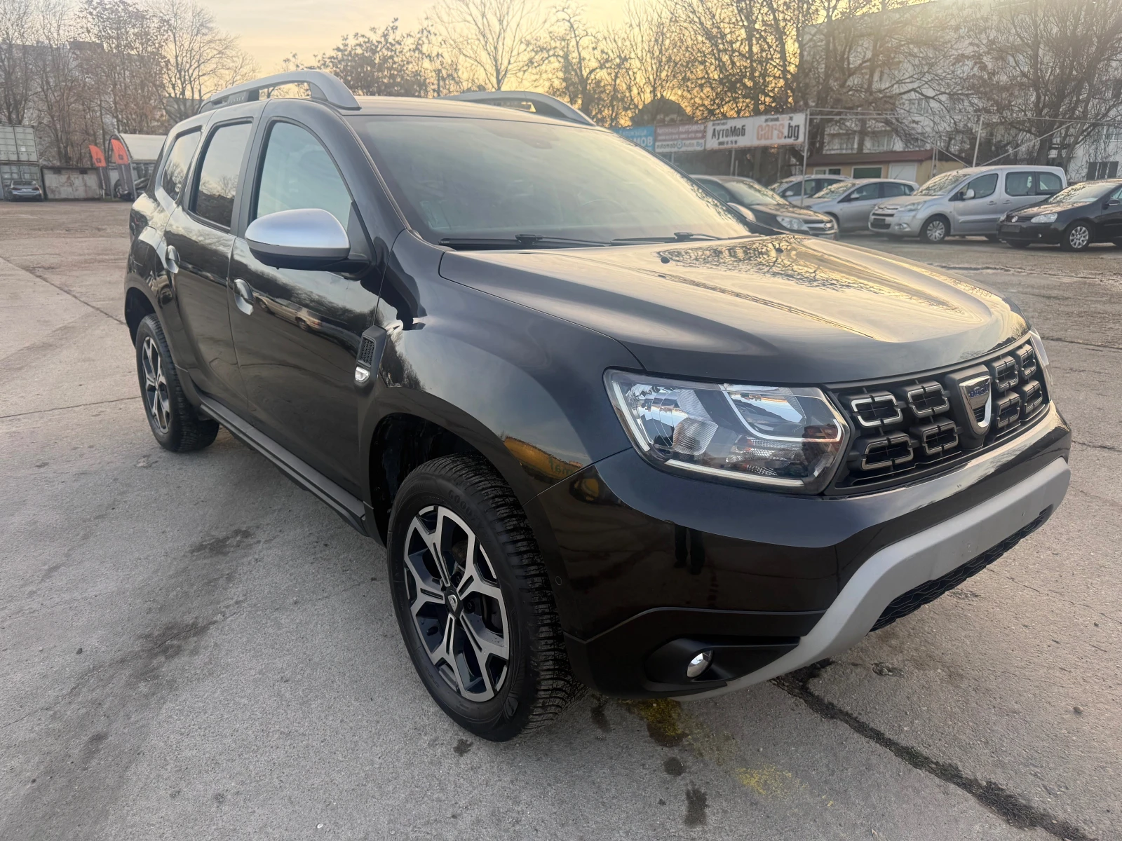 Dacia Duster 1.6 АГУ - изображение 2