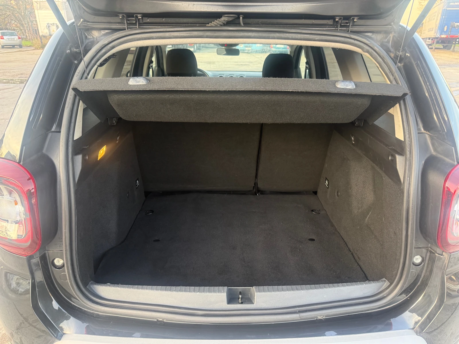 Dacia Duster 1.6  | Mobile.bg   16