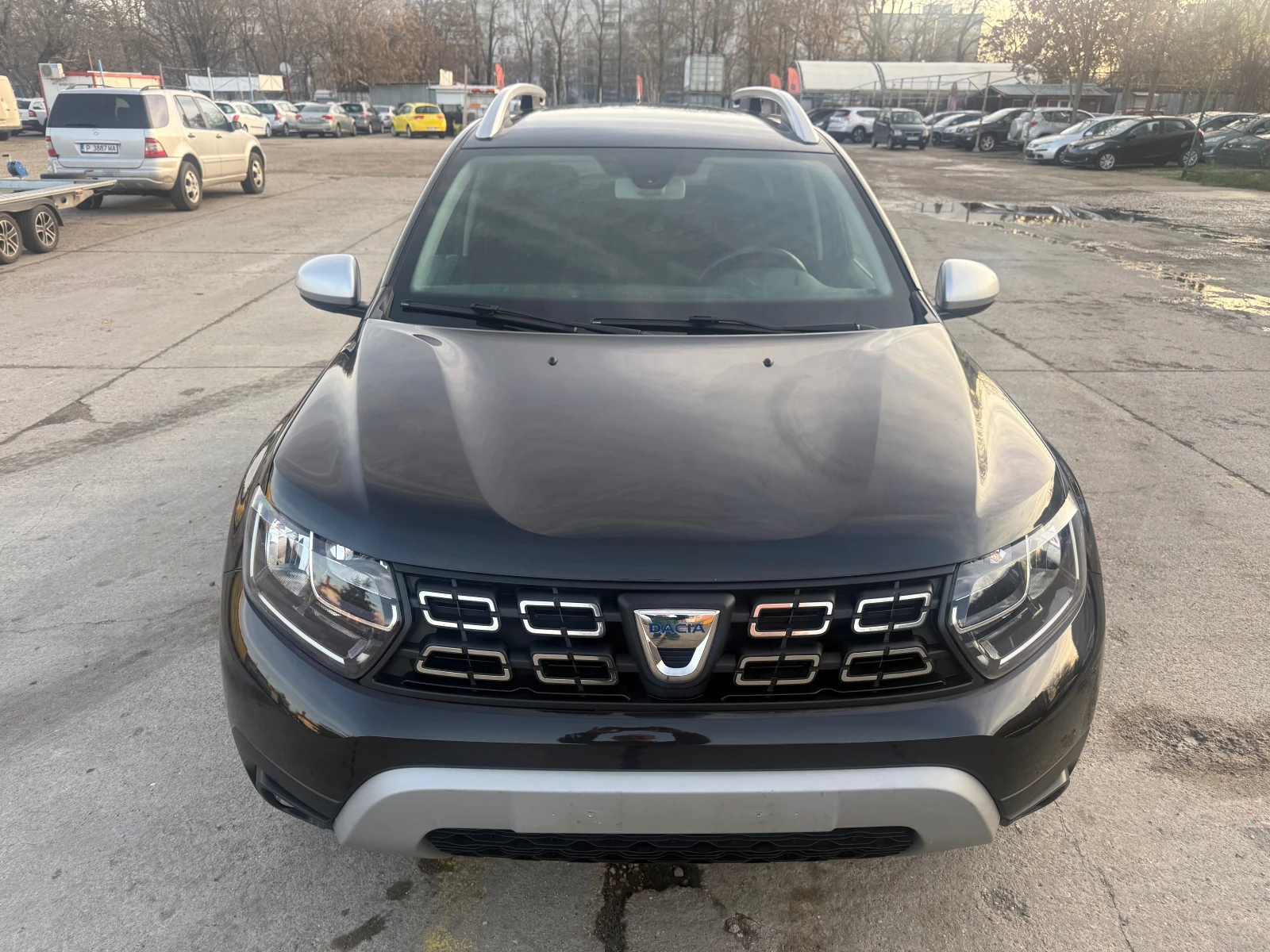 Dacia Duster 1.6 АГУ - изображение 3