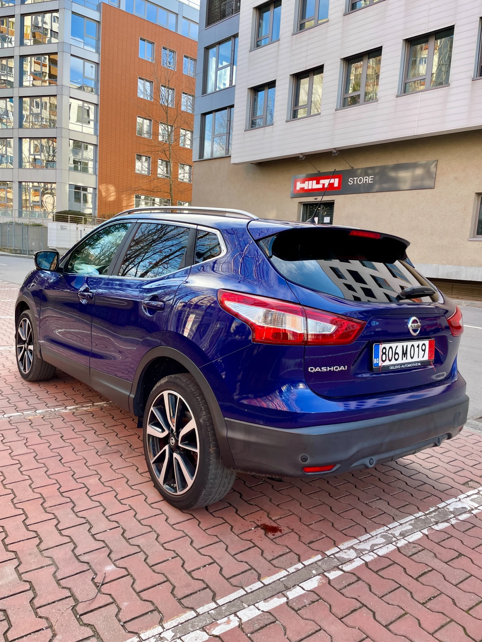 Nissan Qashqai 1.2 TEKNA+ * 156000 КМ * ПЪЛНА СЕРВИЗНА ИСТОРИЯ - изображение 6