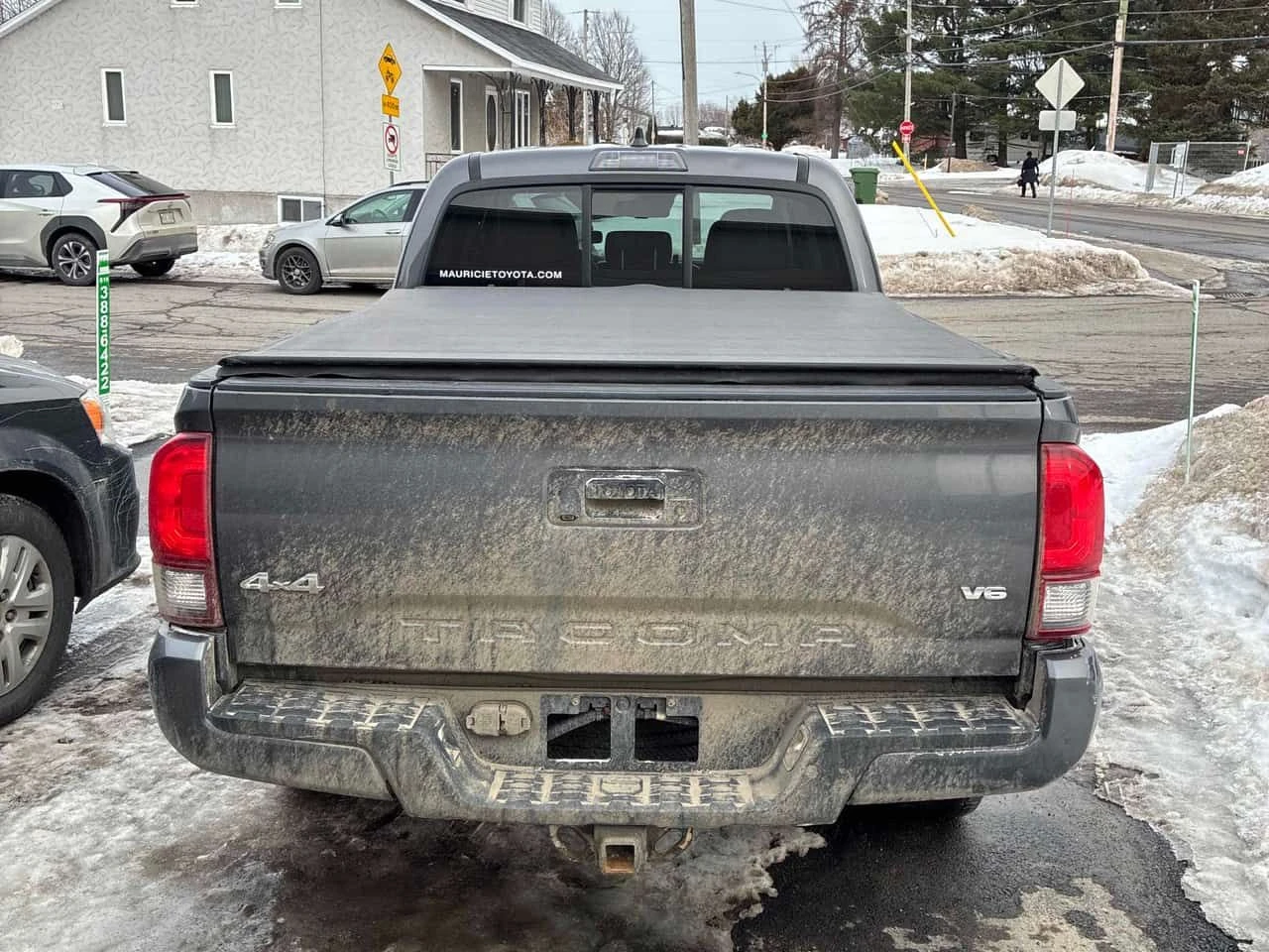 Toyota Tacoma 4WD Double Cab | ПОДГРЕВИ | LANE ASSIST | CARFAX, снимка 4 - Автомобили и джипове - 53751583