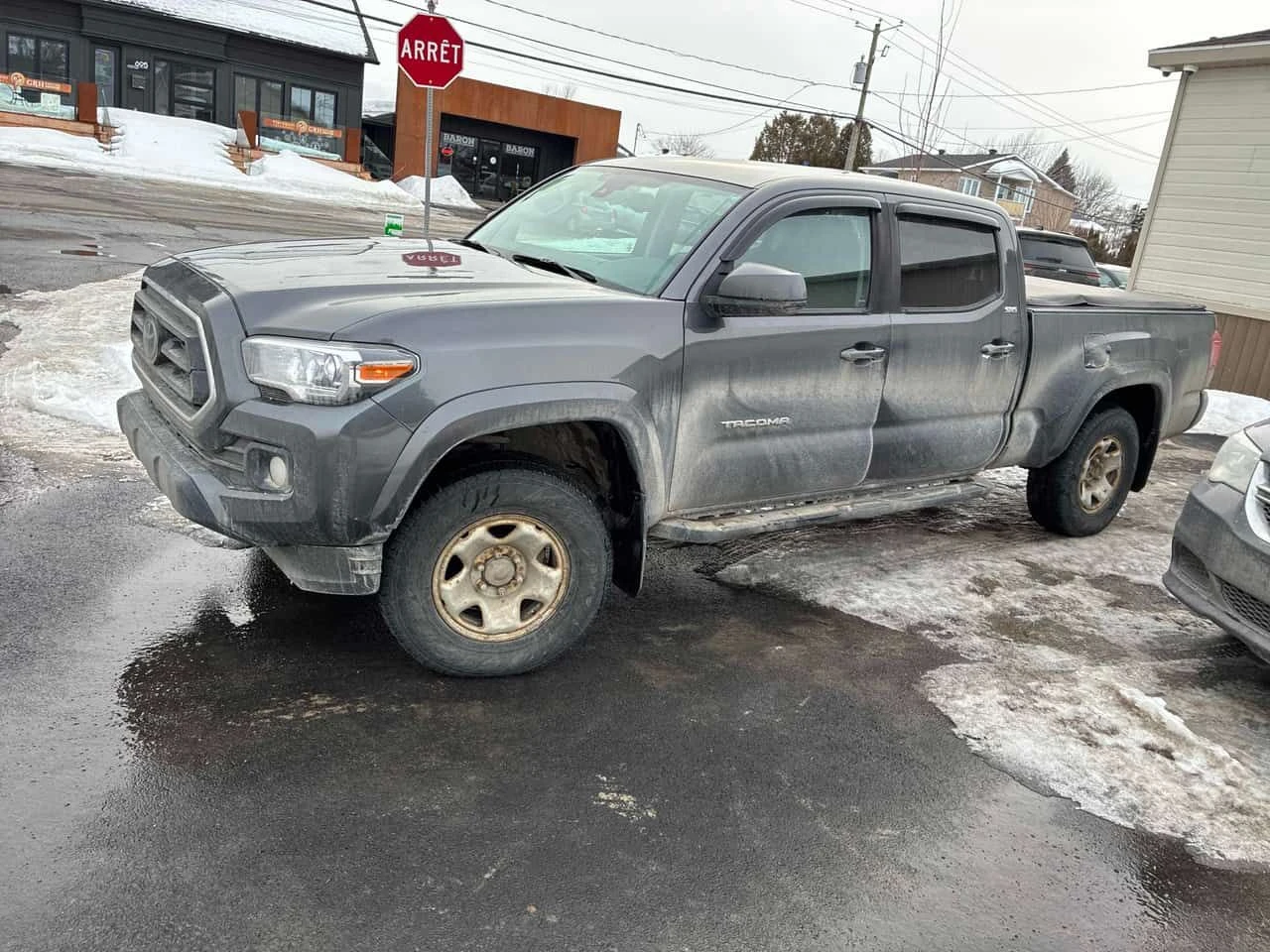Toyota Tacoma 4WD Double Cab | ПОДГРЕВИ | LANE ASSIST | CARFAX, снимка 2 - Автомобили и джипове - 53751583