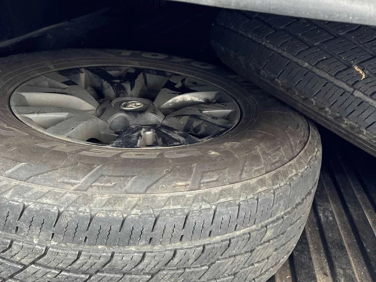 Toyota Tacoma 4WD Double Cab | ПОДГРЕВИ | LANE ASSIST | CARFAX, снимка 15 - Автомобили и джипове - 53751583