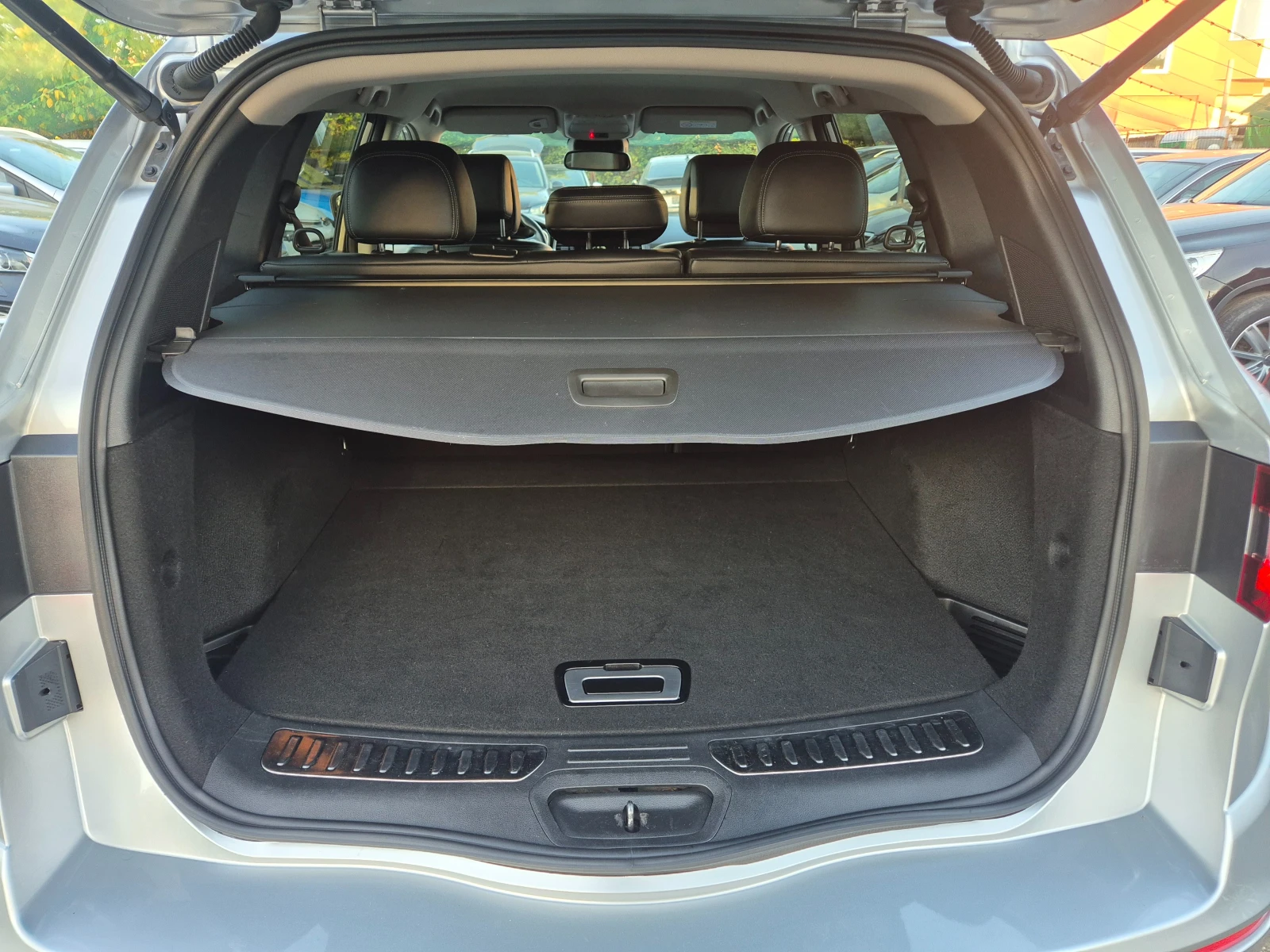 Renault Koleos 2.0DCI/4x4/, ШВЕЙЦАРИЯ, снимка 16 - Автомобили и джипове - 53821170