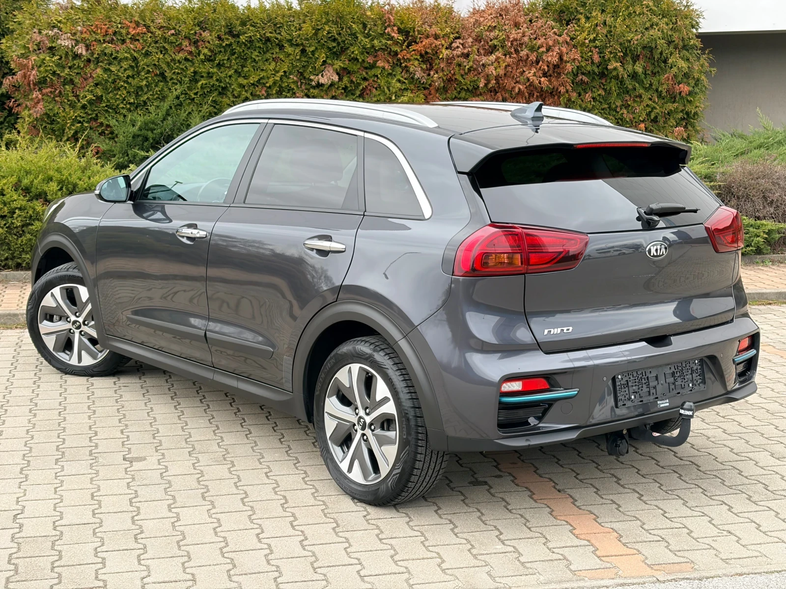Kia Niro FACELIFT!!! EX PREMIUM! 64KW 204pc AMBIENT!100%SOH, снимка 4 - Автомобили и джипове - 53890464