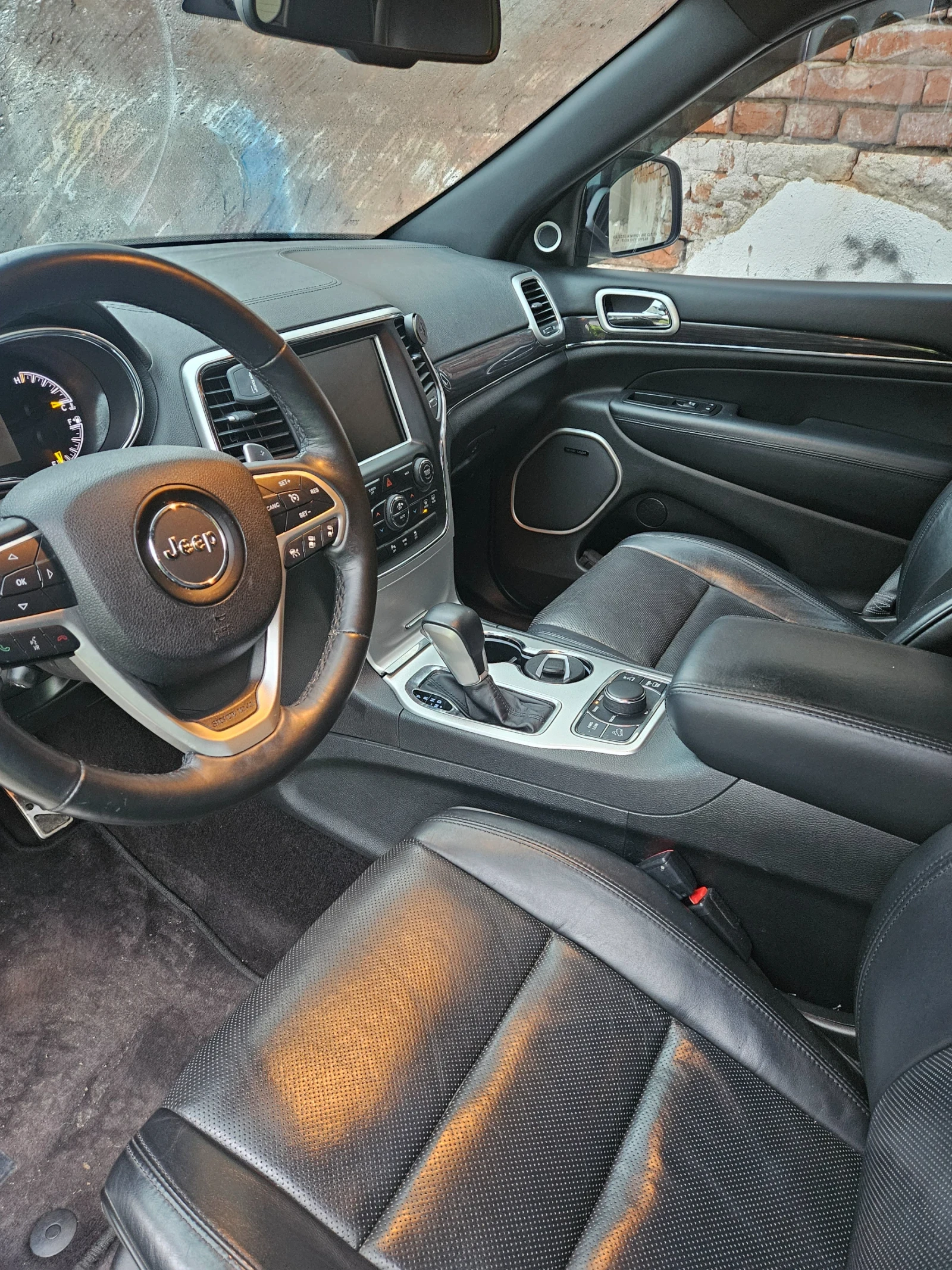 Jeep Grand cherokee 5.7 HEMI, снимка 5 - Автомобили и джипове - 54607922