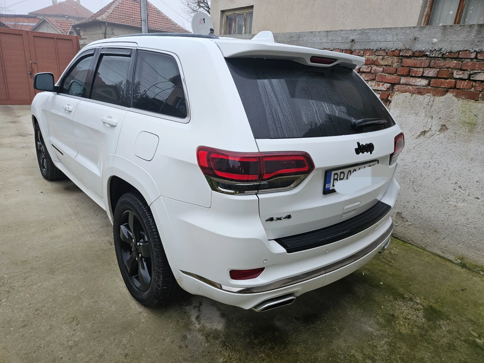 Jeep Grand cherokee 5.7 HEMI, снимка 2 - Автомобили и джипове - 54607922