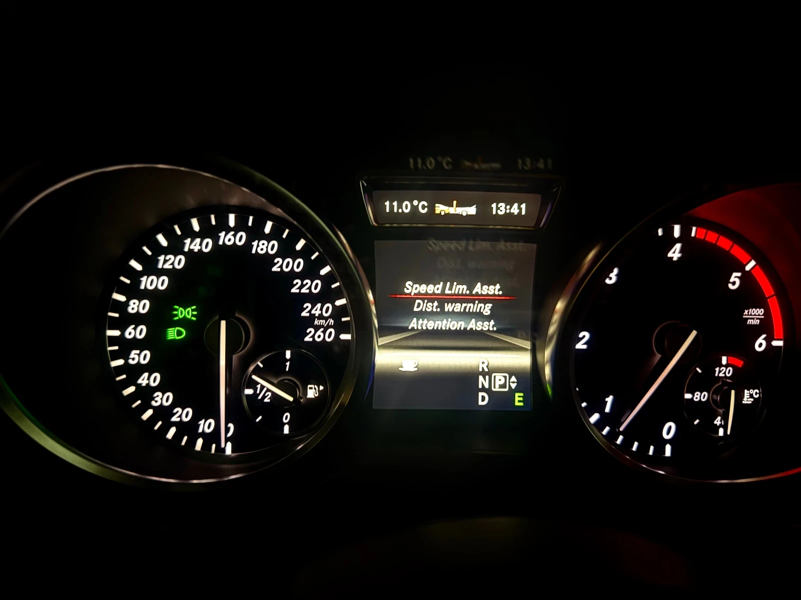 Mercedes-Benz ML 250 Premium, снимка 16 - Автомобили и джипове - 54491697