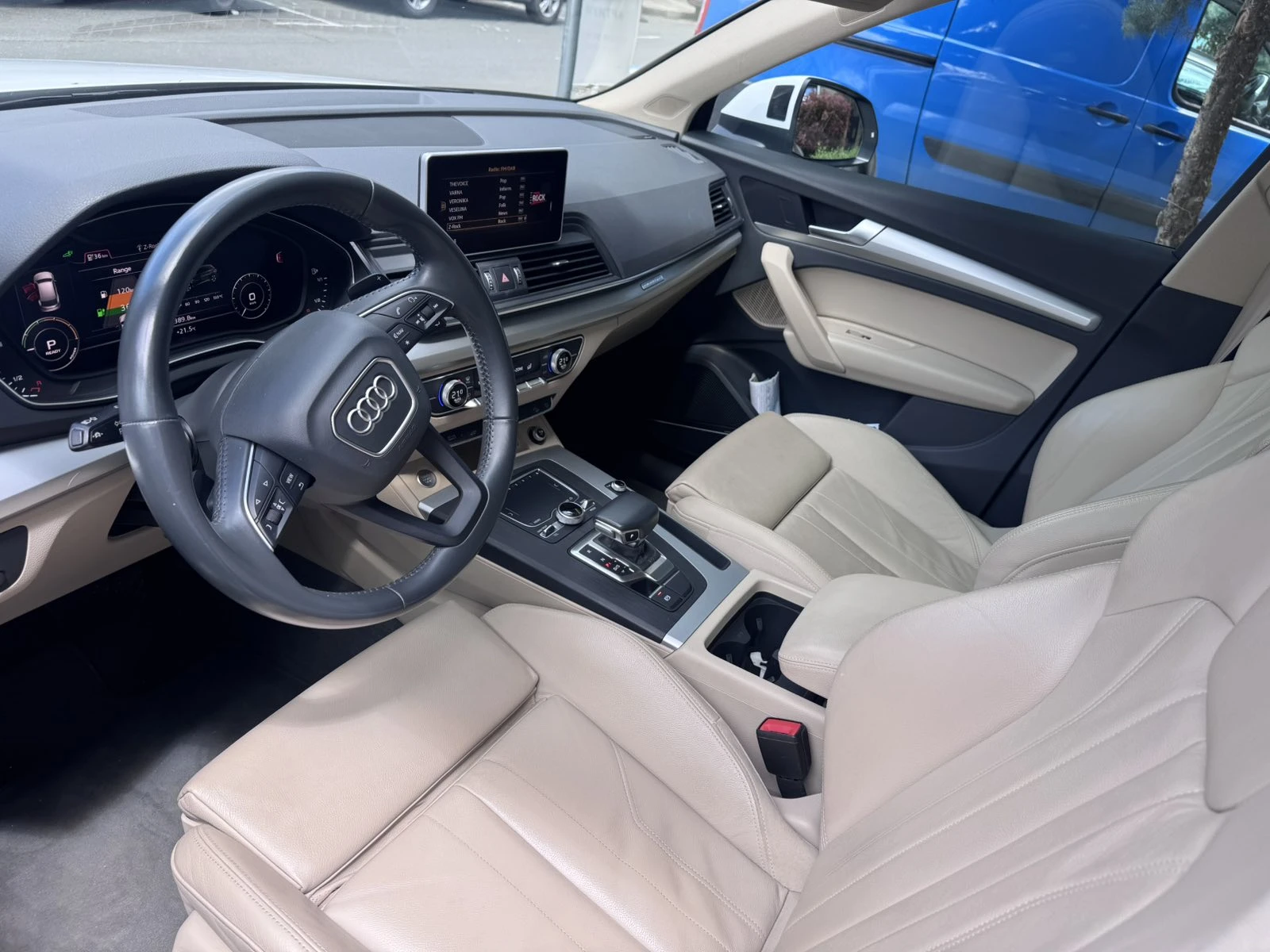 Audi Q5, снимка 3 - Автомобили и джипове - 54629624