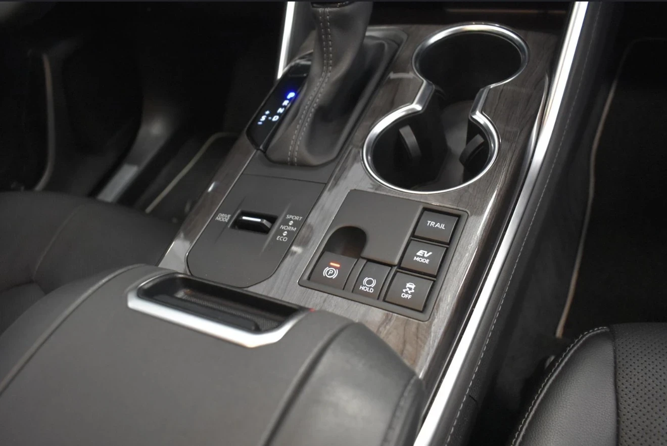 Toyota Highlander Platinum 6+ 1, снимка 5 - Автомобили и джипове - 54660738