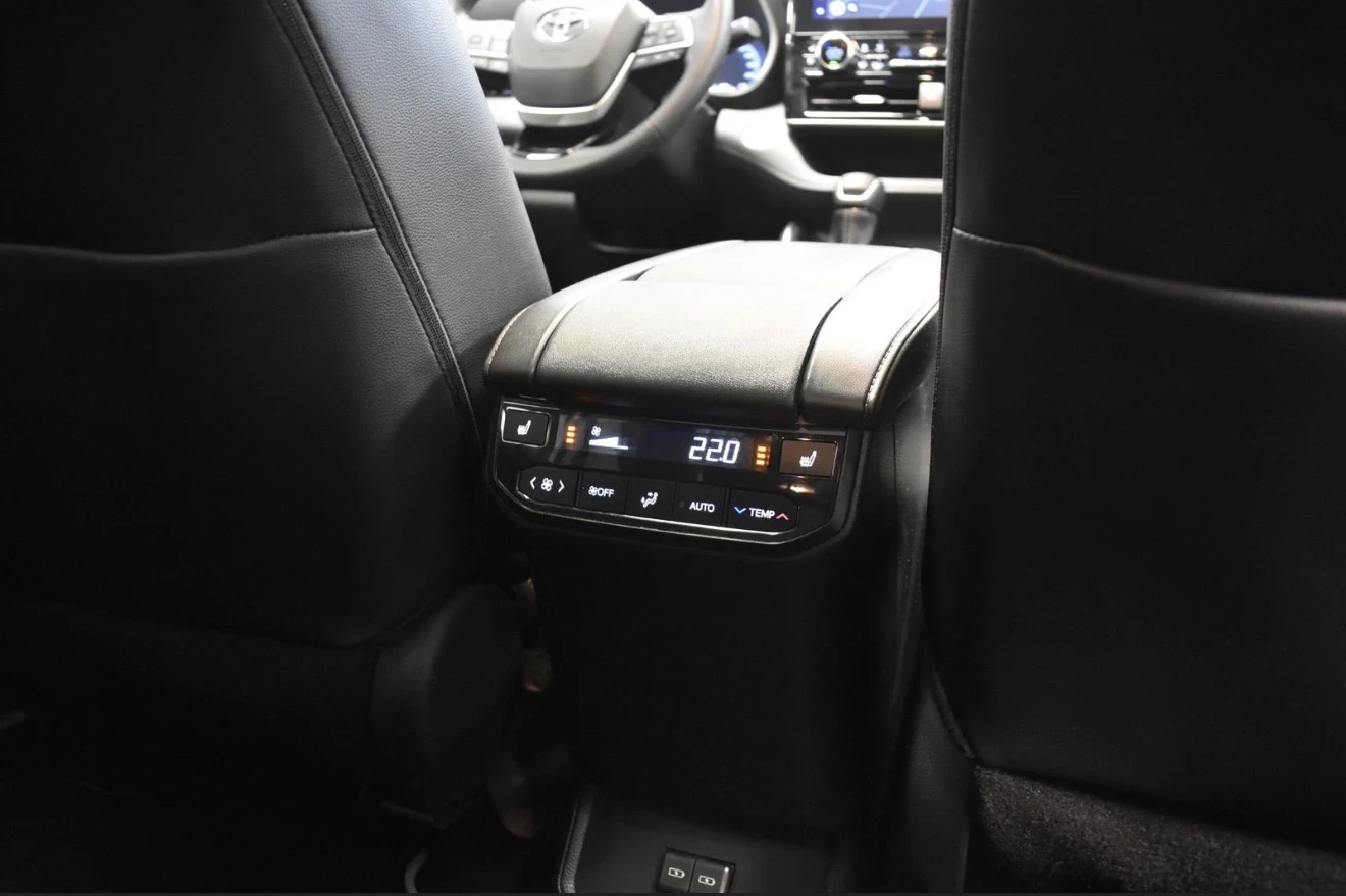 Toyota Highlander Platinum 6+ 1, снимка 12 - Автомобили и джипове - 54660738