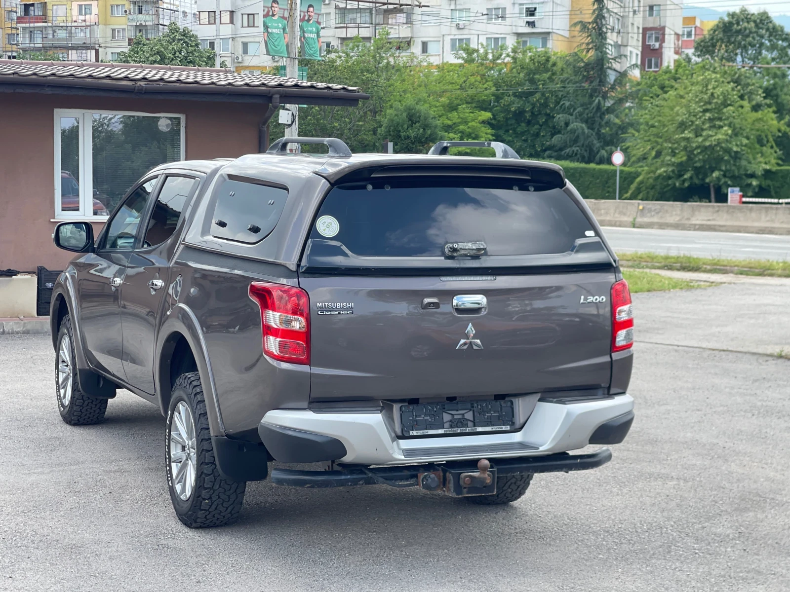 Mitsubishi L200 2.4 Di-D 4x4 Instyle, снимка 4 - Автомобили и джипове - 54803104