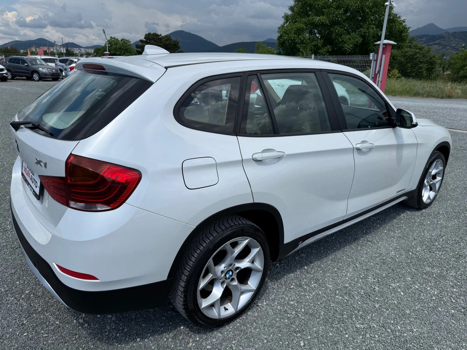 BMW X1 (KATO НОВА)^(X-Drive), снимка 5 - Автомобили и джипове - 54831723