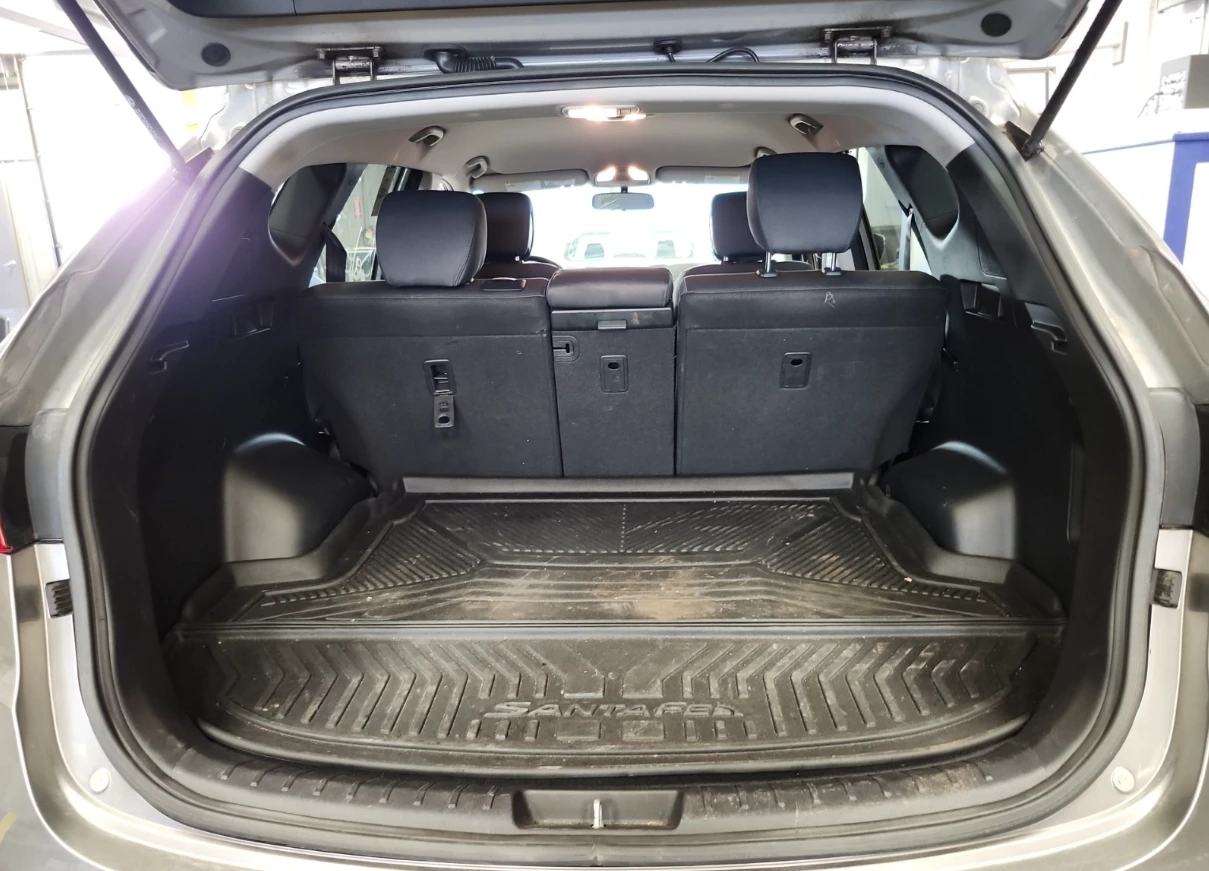 Hyundai Santa fe * AWD* Sport* 52k km* Сервизна история* , снимка 4 - Автомобили и джипове - 55224904