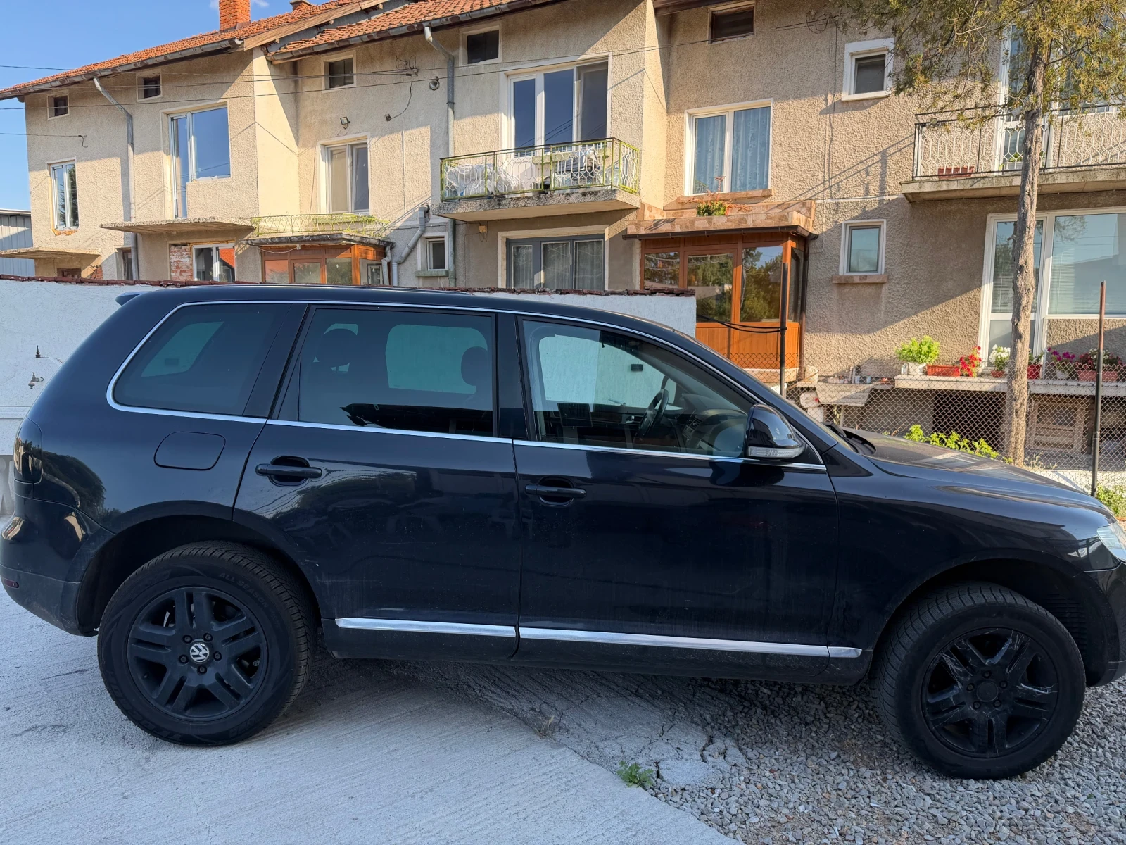 VW Touareg, снимка 6 - Автомобили и джипове - 55532117